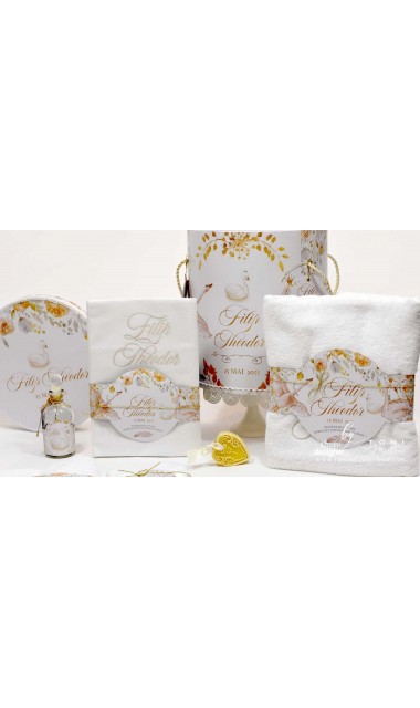 Trusou special creat pentru baieti gingas si elegant alb gold cu lebede Swan Boy 17